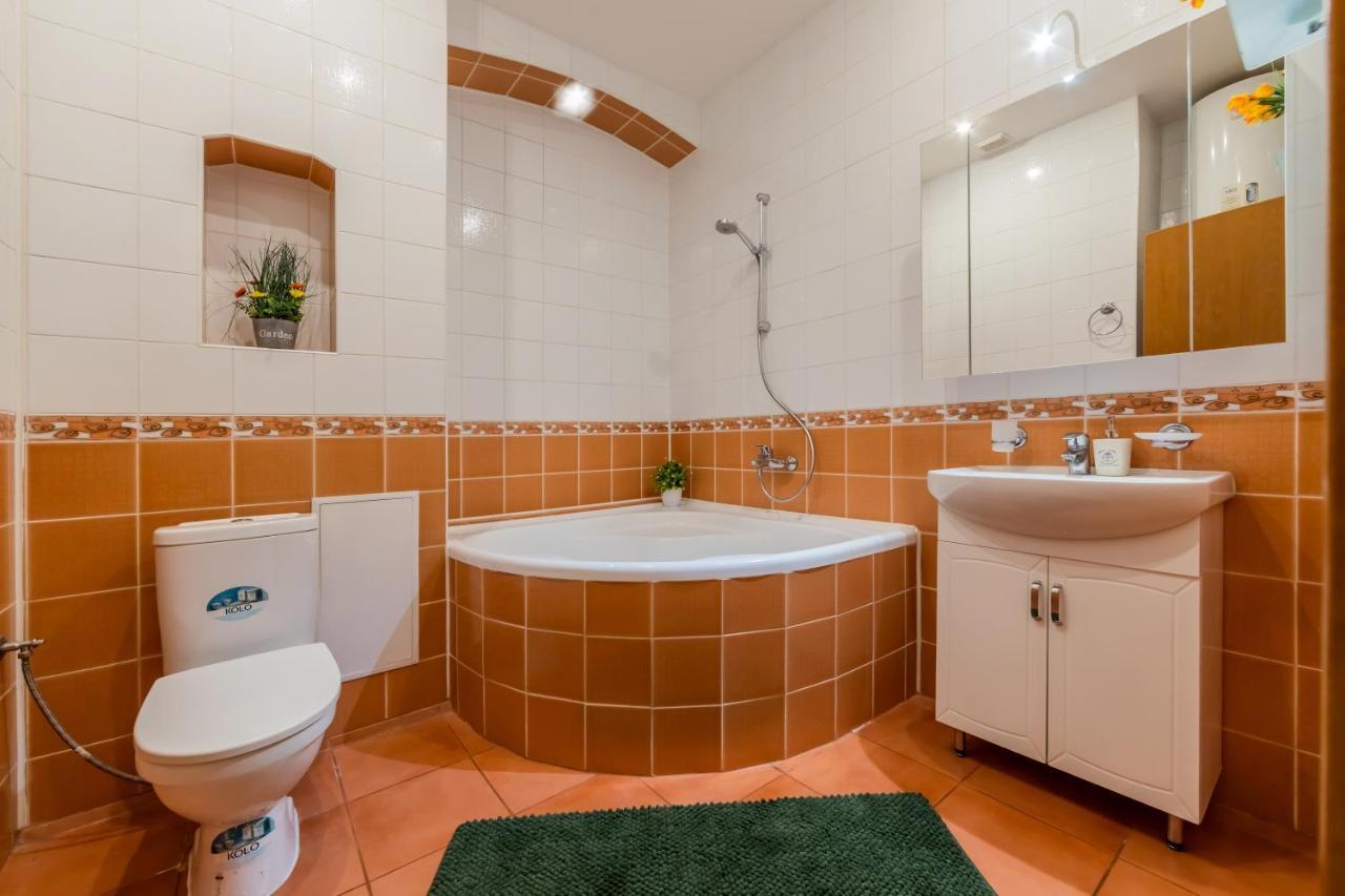 Apartmán 2К Квартира Між Майданом Та Софією Київською Exteriér fotografie